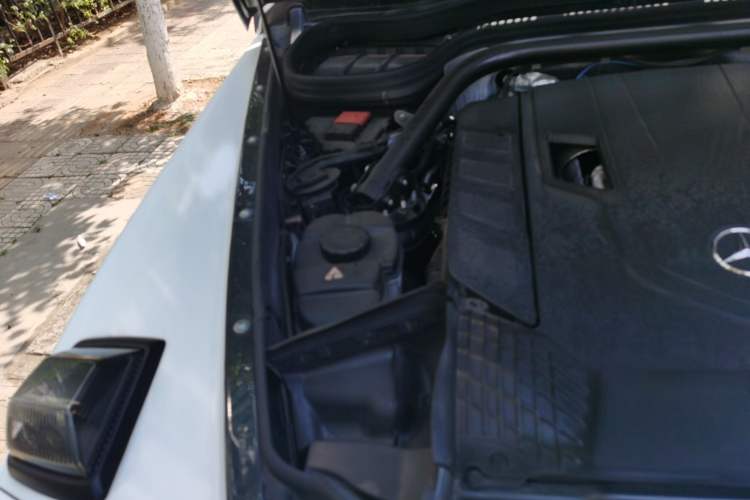 Used Mercedes-Benz G-Class 2019 G 500 Engine Bay Right