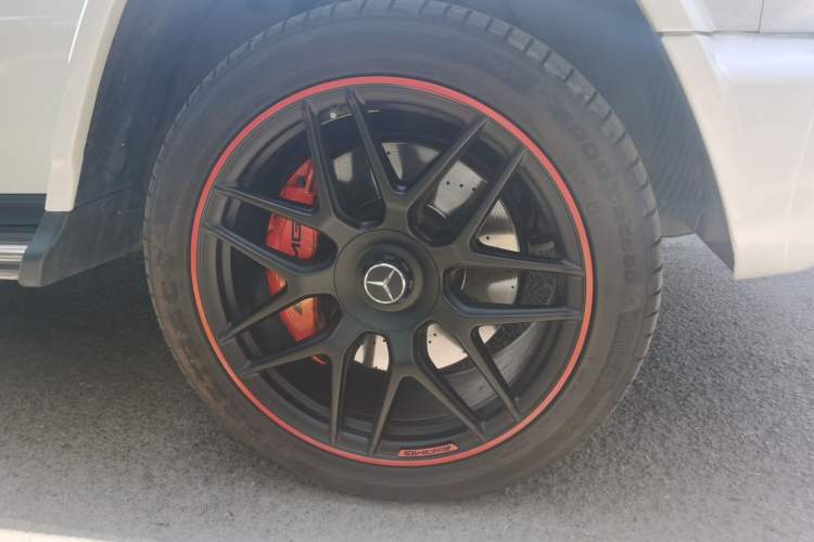 Used Mercedes-Benz G-Class 2019 G 500 Right Front Wheel Hub