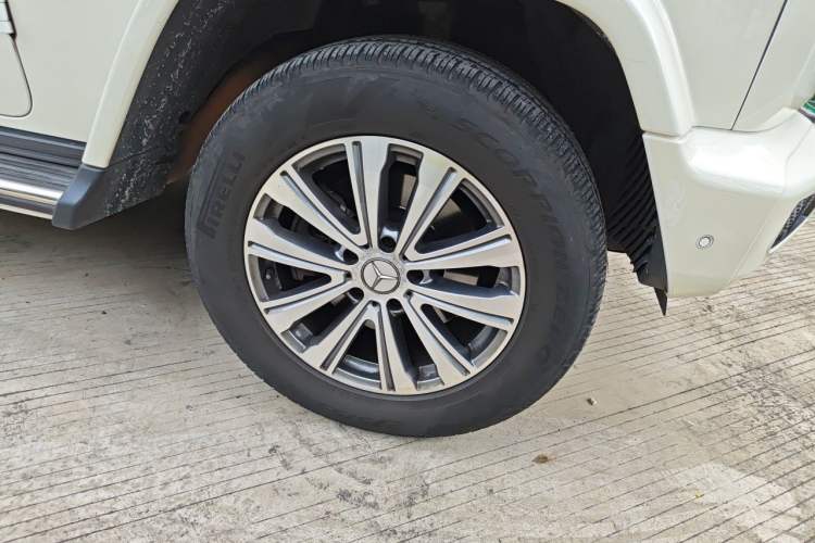 Used Mercedes-Benz G-Class 2019 Facelifted G 500 Right Front Wheel Hub