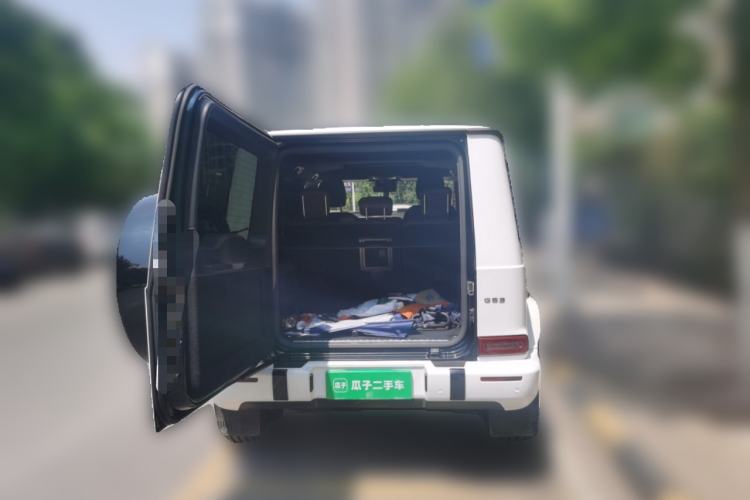 Used Mercedes-Benz G-Class 2019 G 500 Trunk