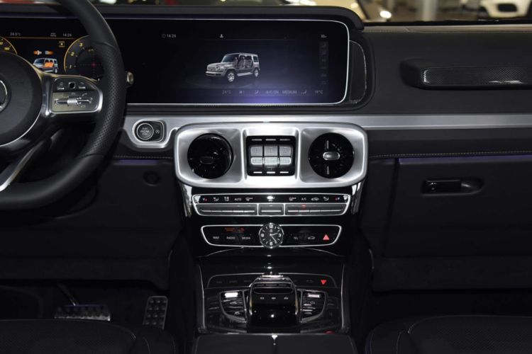 Used Mercedes-Benz G-Class 2020 G 350 Audio And AC Panel
