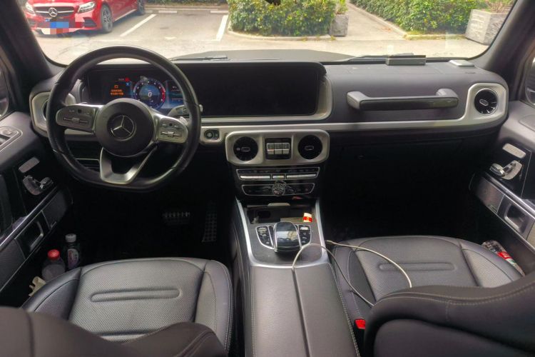 Used Mercedes-Benz G-Class 2020 G 500 Center Console