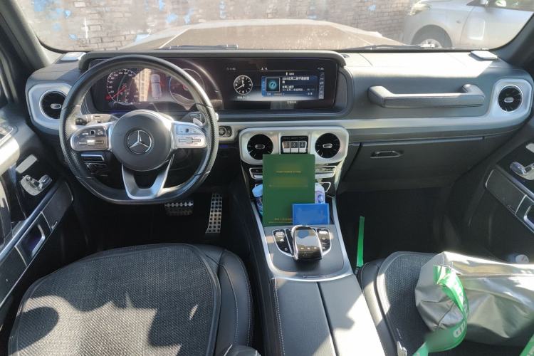 Used Mercedes-Benz G-Class 2020 G 350 Center Console