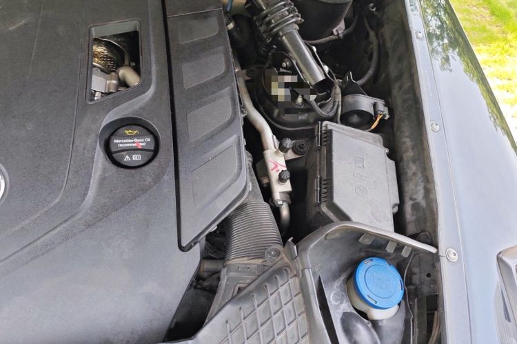 Used Mercedes-Benz G-Class 2020 G 500 Night Edition Engine Bay Left