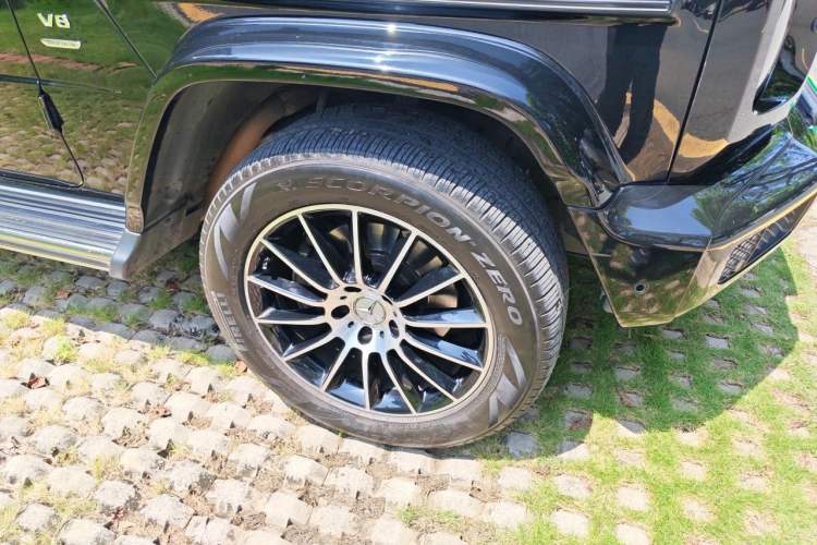Used Mercedes-Benz G-Class 2020 G 500 Night Edition Right Front Wheel Hub