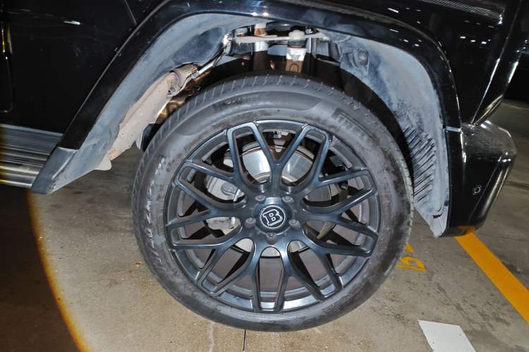 Used Mercedes-Benz G-Class 2020 G 350 Right Front Wheel Hub