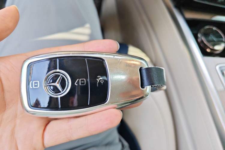 Used Mercedes-Benz G-Class 2020 G 500 Night Edition Vehicle Key