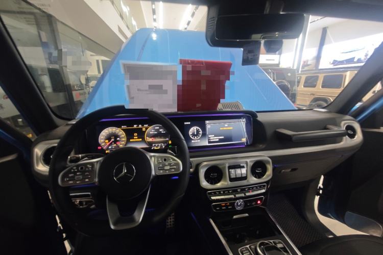 Used Mercedes-Benz G-Class 2020 G 350 Center Console