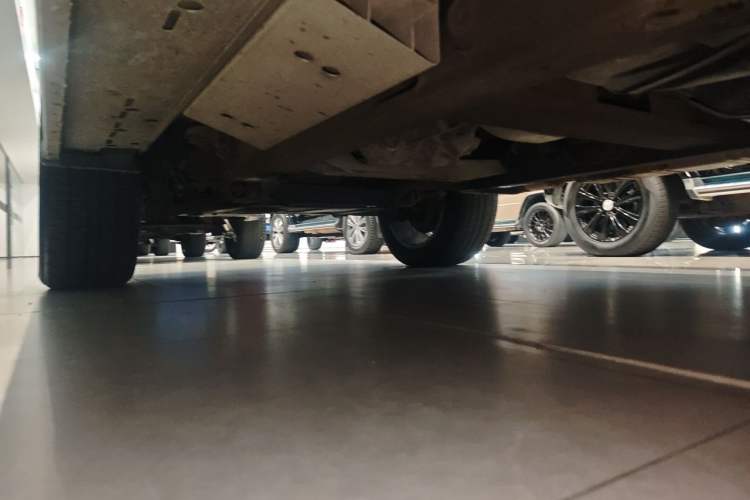 Used Mercedes-Benz G-Class 2020 G 350 Chassis Rear Left