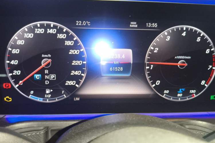 Used Mercedes-Benz G-Class 2020 G 500 Night Edition Odometer Close Up