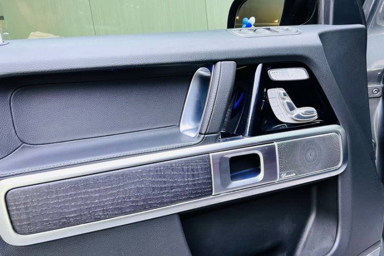 Used Mercedes-Benz G-Class 2020 G 350 Interior 3