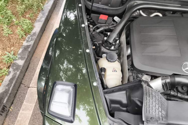 Used Mercedes-Benz G-Class 2020 G 350 Engine Bay Right