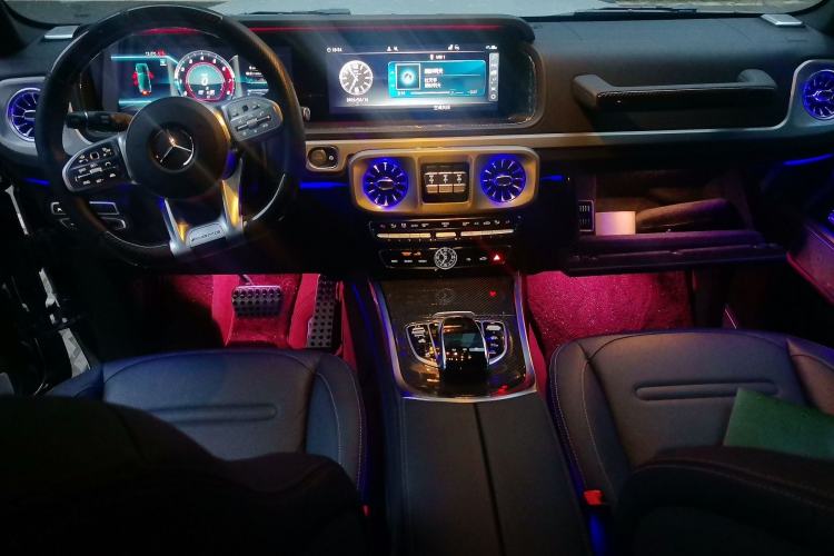 Used Mercedes-Benz G-Class 2020 G 350 Center Console