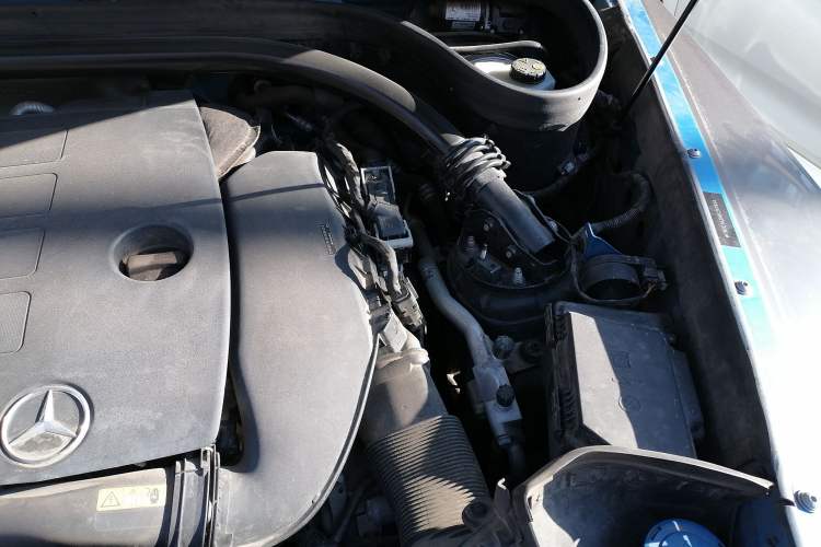 Used Mercedes-Benz G-Class 2020 G 350 Engine Bay Left