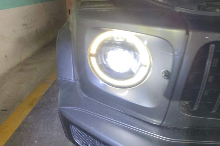 Used Mercedes-Benz G-Class 2020 G 350 Right Front Headlight