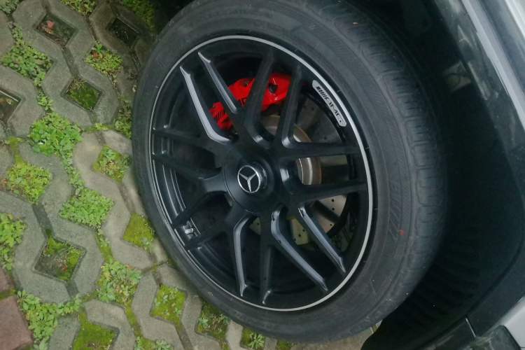 Used Mercedes-Benz G-Class 2020 G 350 Right Front Wheel Hub