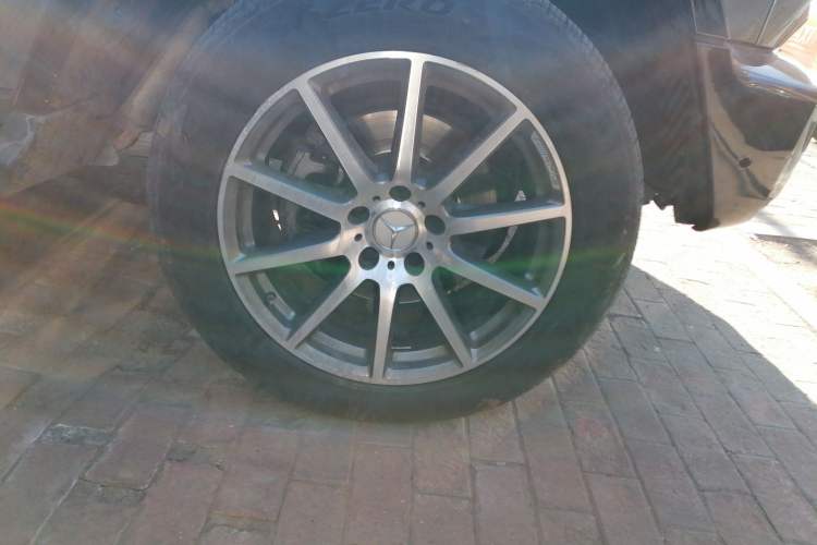 Used Mercedes-Benz G-Class 2020 G 350 Right Front Wheel Hub