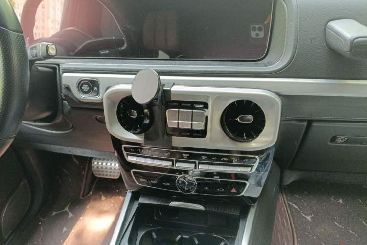 Used Mercedes-Benz G-Class 2020 G 350 Audio And AC Panel