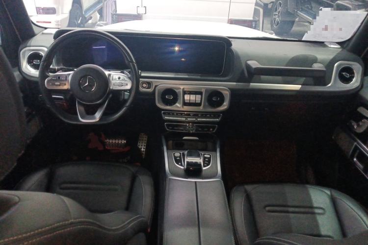 Used Mercedes-Benz G-Class 2020 G 350 Center Console