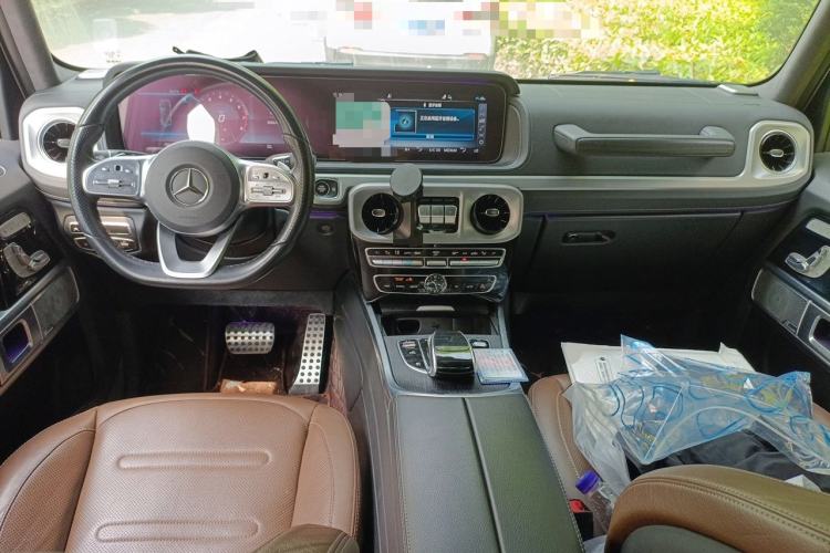 Used Mercedes-Benz G-Class 2020 G 350 Center Console
