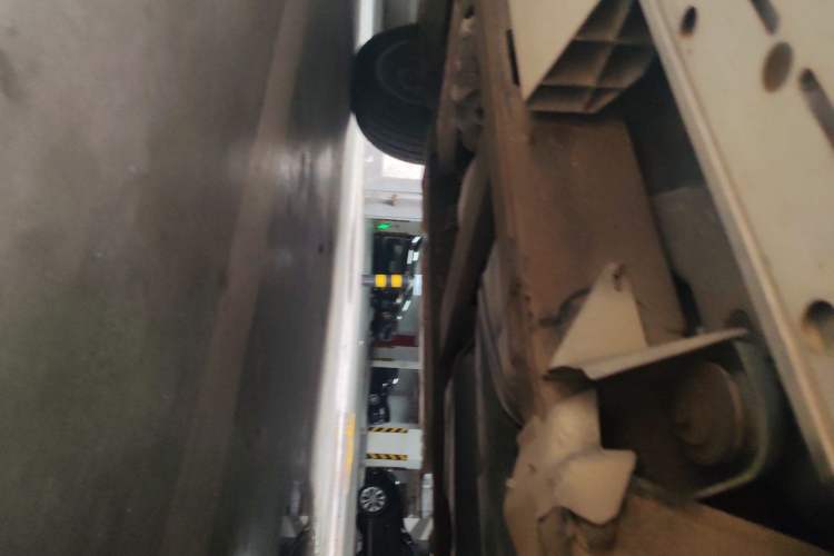 Used Mercedes-Benz G-Class 2020 G 350 Chassis Rear Left