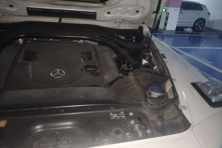 Used Mercedes-Benz G-Class  Engine Bay Left