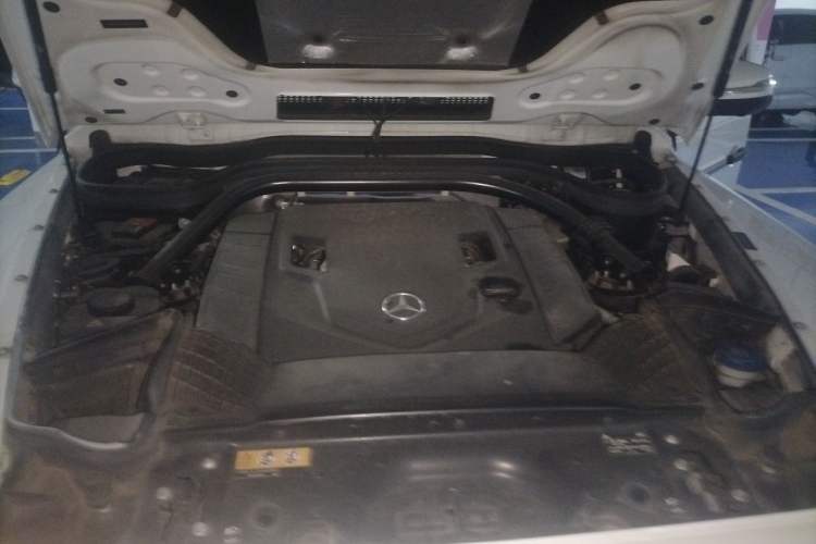 Used Mercedes-Benz G-Class  Engine Bay