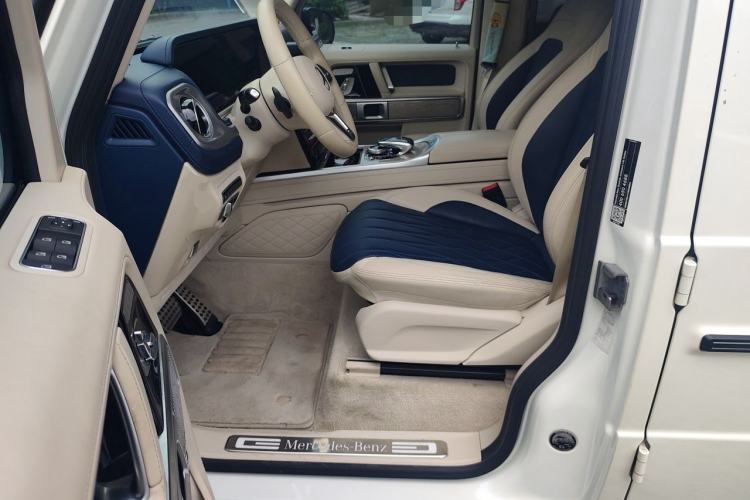 Used Mercedes-Benz G-Class 2020 G 500 Timeless Edition Left Front Seat