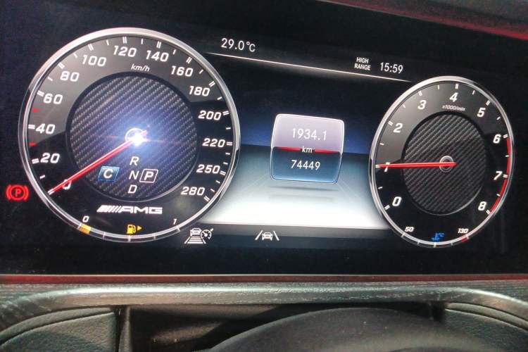 Used Mercedes-Benz G-Class 2020 G 350 Odometer Close Up