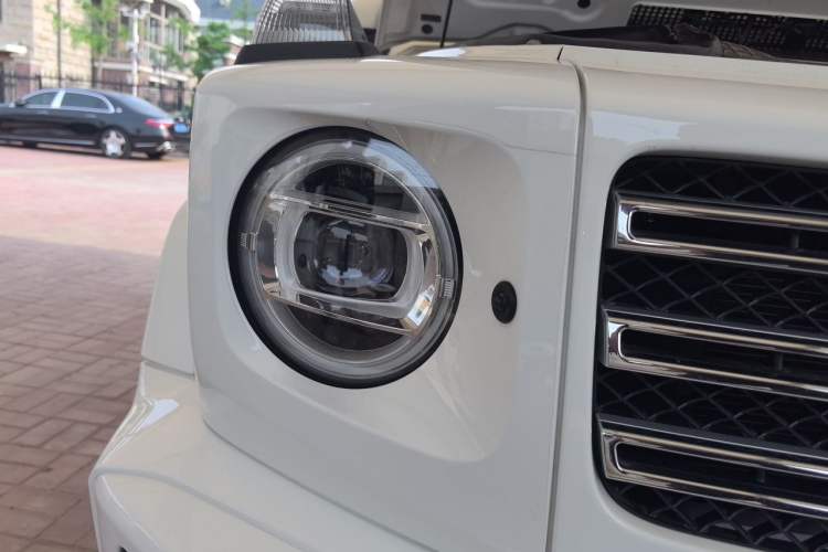 Used Mercedes-Benz G-Class 2020 G 350 Right Front Headlight