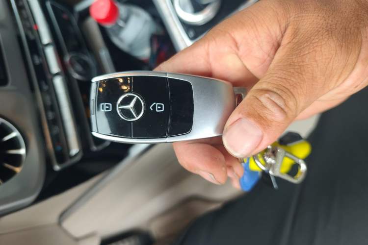 Used Mercedes-Benz G-Class 2020 G 500 Timeless Edition Vehicle Key