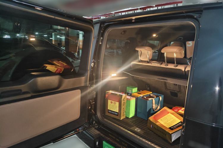 Used Mercedes-Benz G-Class 2021 G 500 Trunk