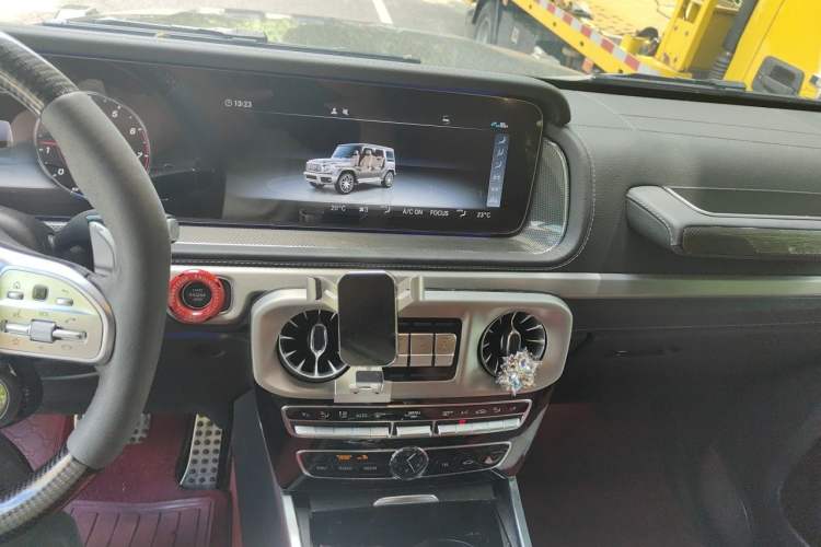 Used Mercedes-Benz G-Class 2021 G 500 Audio And AC Panel