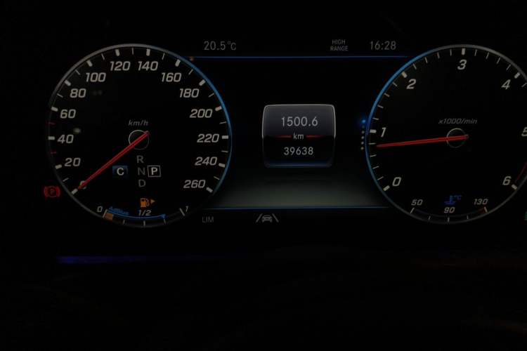 Used Mercedes-Benz G-Class  Odometer Close Up