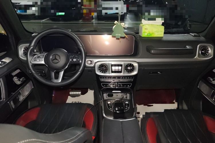 Used Mercedes-Benz G-Class  Center Console