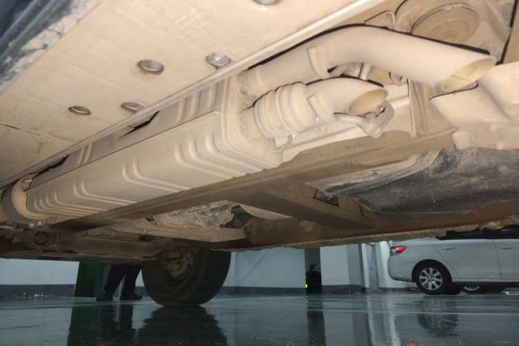 Used Mercedes-Benz G-Class 2022 G 500 Chassis Rear Left
