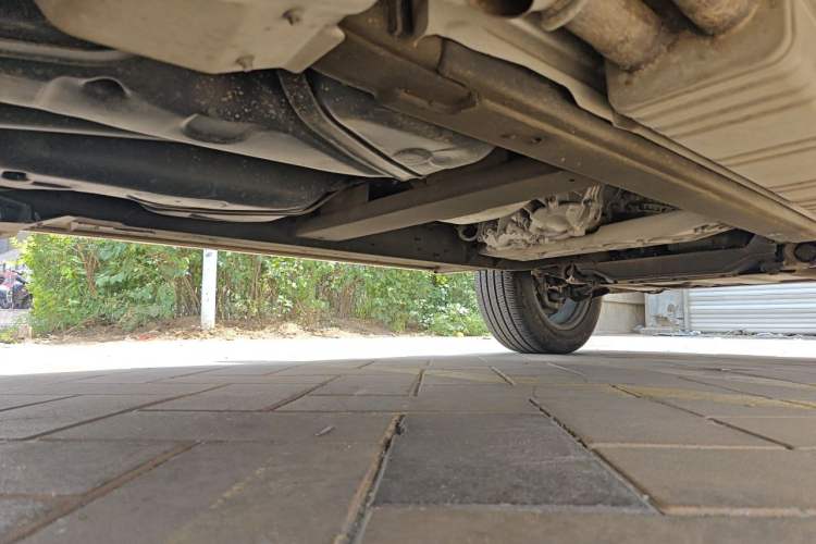 Used Mercedes-Benz G-Class  Chassis Rear Right