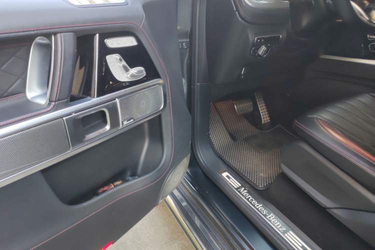 Used Mercedes-Benz G-Class 2022 G 500 Driver Seat