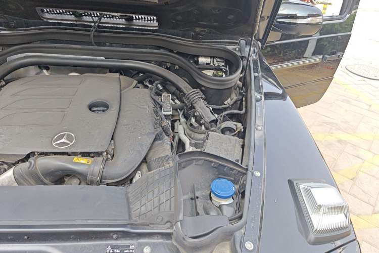 Used Mercedes-Benz G-Class  Engine Bay Left