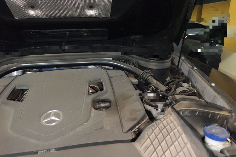 Used Mercedes-Benz G-Class  Engine Bay Left
