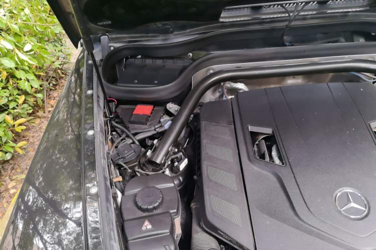 Used Mercedes-Benz G-Class 2022 G 500 Engine Bay Right