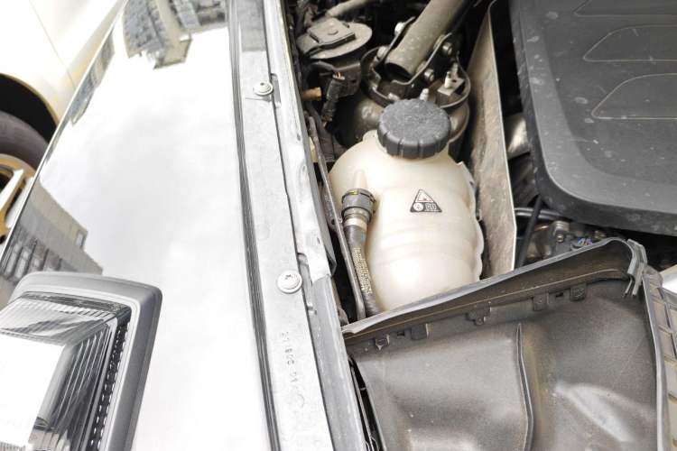 Used Mercedes-Benz G-Class 2022 G 350 Engine Bay Right