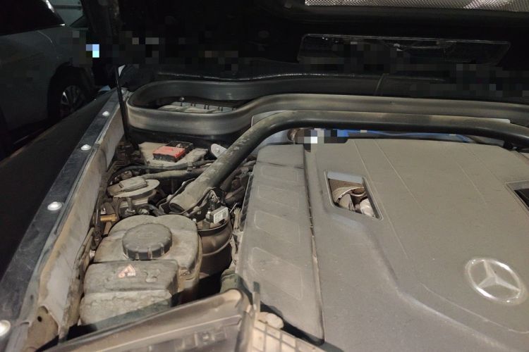 Used Mercedes-Benz G-Class  Engine Bay Right