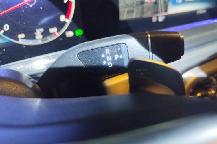 Used Mercedes-Benz G-Class 2022 G 500 Gear Lever
