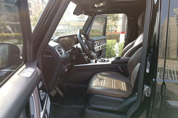 Used Mercedes-Benz G-Class 2022 G 500 Left Front Seat