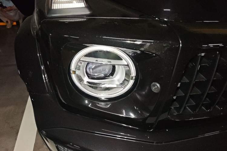 Used Mercedes-Benz G-Class  Right Front Headlight