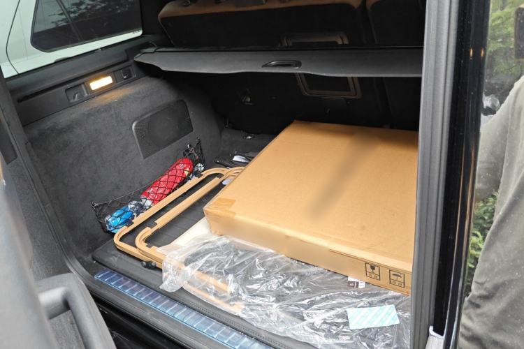 Used Mercedes-Benz G-Class 2022 G 350 Trunk