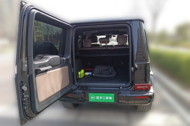 Used Mercedes-Benz G-Class 2022 G 500 Trunk