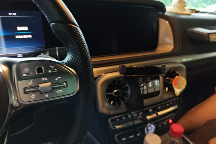 Used Mercedes-Benz G-Class 2022 G 500 Audio And AC Panel