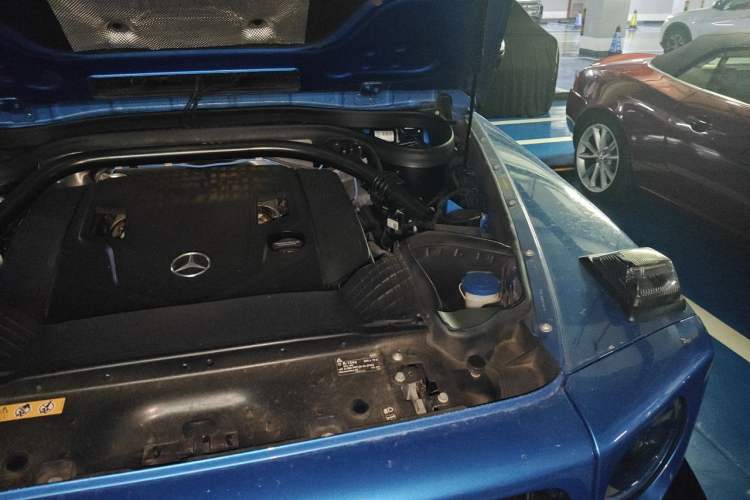 Used Mercedes-Benz G-Class 2022 G 500 Engine Bay Left